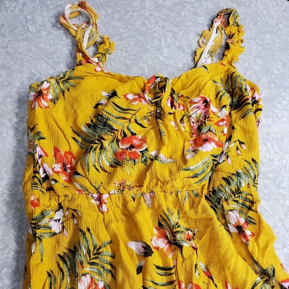 👸🎽👖 Candies one piece outfit size XS - Picture 2 of 16